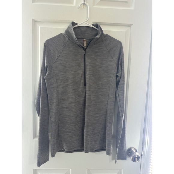 Under Armour Tops - Under Armour HeatGear Gray Quarter‎ Zip Pullover Long Sleeve Top Women's SM